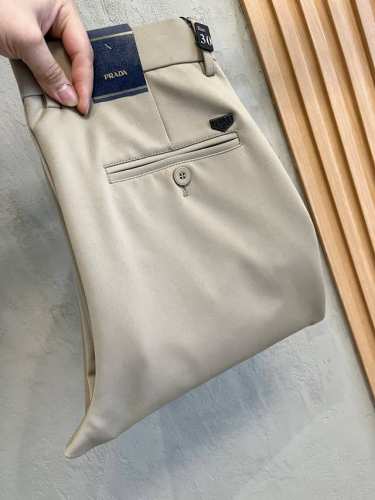 prada 普拉达 新款来袭2620春夏新款新品 专柜有售 实体店极品休闲裤专柜原版1:1好货，适合各个年龄段。市场最高版本的欧洲进口面料。舒适柔软亲肤，上身效