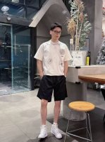 P210 普拉达* 5S 春夏新款休闲短裤 品牌经典绣花Logo ，舒适度极好，手触感强烈。辨识度极高 定制进口面料 色泽清新 做工精细 ：码数 M 4Xl
