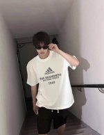 adidas阿迪达斯布兰吉斯圆领短袖半袖T恤 面料采用260克纯棉双纱食毛面料 双线二本针压线 久洗不变形 原版定制三标 高端进口印花 随意水洗 情侣可穿 男女