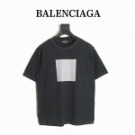 Balenciaga 巴黎世家 反车缝线设计密集英文字母 短袖 小英文排列前后面互应印花短袖T恤.注意此款原版为反车缝线制作穿搭.巨别市场，面料采用巴黎Zp定织