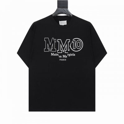 高版本Maisonmargiela 马吉拉 字母印花短袖，男女同款。 满满的高级感 性价比超高 手感超级柔软、细腻、柔软和不起球且不变形 G纯棉品质，后领标志对