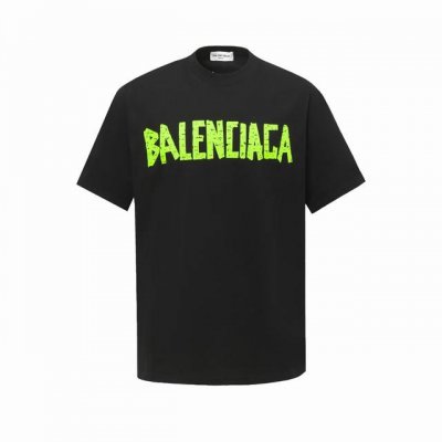 Balenciaga 面料：100% Balenciaga巴黎世家高品质龟裂+胶印，采用300克双纱面料，1*1索罗娜罗纹，宽松版型，男女同款 尺码：Xs. S