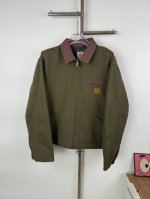 新款Carhartt-卡哈特J97 Vintage 水洗做旧重工底特律夹克 古着工装帆布外套 多口袋 拉链翻领工装外套 今年最火单品 来自博主口口桑的上身穿搭