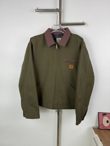新款Carhartt-卡哈特J97 Vintage 水洗做旧重工底特律夹克 古着工装帆布外套 多口袋 拉链翻领工装外套 今年最火单品 来自博主口口桑的上身穿搭