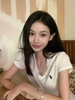 100 Ralph Lauren 拉夫劳伦Rl小马刺绣丝光棉V领短袖T恤 款号：25671802660 颜色：八色 尺码：均码 80-125斤