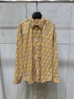 Fendi芬迪 25春夏新款 高克重莫代尔棉 数码直喷满印双F字母图案印花 高品质长袖衬衫 亮黄色 码数：M-3Xl