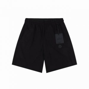 moncler蒙口Mc 小黑标弹力尼龙短裤 融合锦纶与氨纶科学配比织造 形成独特的经纬双向弹力性能面料 氨纶提供高达40%横向弹性 锦纶则增强纵向延展力 双向拉