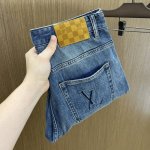 新款 Lv 高端定制品质 25Ss春夏最新款原单牛仔裤 柜台同步发售 原版定制复刻 客供五金辅料 原单品质 进口牛仔面料重工洗水 做工走线精细 上身绝佳，优选单