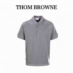 thom Browne 汤姆布朗Tb 撞色明线短袖polo衫 采用 G Tb专用纯棉平纹针织布料 海军蓝搭配撞色缝线设计 原版原身V叉撞色间明线 整件衣服14粒