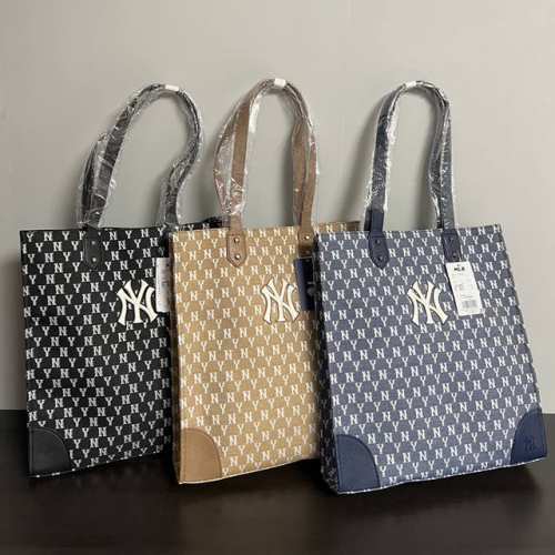 高品质 mlb牛仔托特包 款号 107 尺寸 35X8X39Cm 颜色 黑色 牛仔蓝 卡其