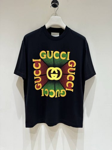 新品 T9- Gu纯棉圆领双G T恤，香港洋行渠道货，经典明星级单品，25年春夏新品，明星级的一款单品！ 客供埃及进口顶级面料，甄选尼罗河区域光照极好的上等棉花