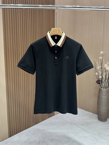 loro Piana 诺U翩雅 春夏新品Polo翻领T恤，采用丝光进口珠地棉面料，质地柔软细腻爽滑，上身亲肤又透气，体验感舒适度绝对满分，高级定制百搭款式 立体