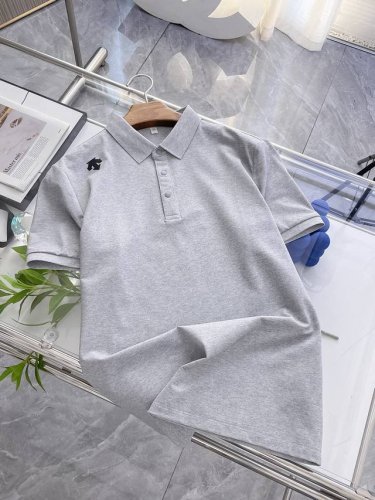 迪桑特25Ss新款春夏短袖翻领T恤Polo，最高版本客供定制高端朱地面料简单时尚款，拼色螺纹超级好看！经典Logo简单大方的款式！满满的高级感，四季可穿。简欧风