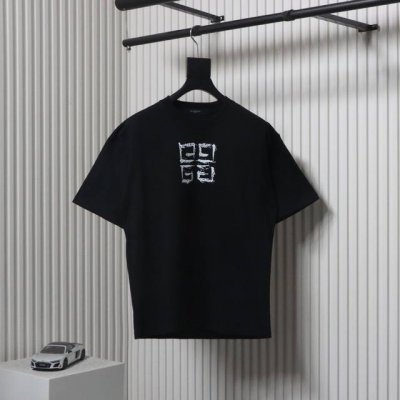 Givenchy 纪梵希 25Ss 涂鸦短袖T恤 面料采用定制240G 26支特滑双股精棉平纹高密无尘全棉布料 前幅高密度加厚 走线平整 代工品质 全套定制辅料
