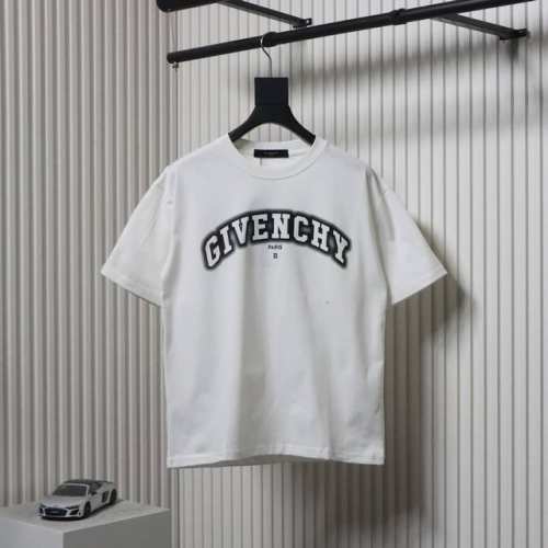Givenchy纪梵希Gvc 阴影字母印花短袖T恤面料采用定制240G 26支特滑双股精棉平纹高密无尘全棉布料 前幅高密度加厚 走线平整 代工品质 全套定制辅料