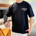 Valen* 顶级货品2025春夏新款首发专柜最新款短袖圆领T恤 高端订制 设计前卫时尚！品牌Logo重工艺设计 高端定制260克面料.手感柔软.穿着舒适.专柜