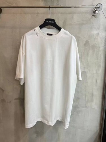 1223# 巴黎世家25Ss新款Balenciaga新款红色胶带.割破工艺短袖T恤.男女同款.宽松版本 颜色：黑色.白色