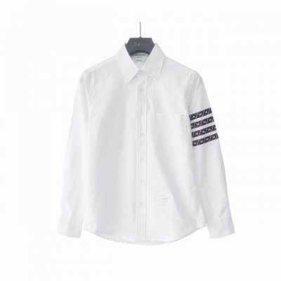 实拍细节图 Thom Browne 汤姆布朗.新款袖子刺绣鲸鱼图案斜纹环绕牛津纺长袖衬衣 Tb新款袖子鲸鱼斜纹刺绣衬衫 意大利制造产地小标 面料采用定制牛津纺面