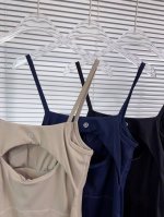 细节图 --Lululemon吊带裙 提前入夏的小吊带裙 后背好好看喔 Align系列的吊带裙，带胸垫款，有内衬裤子，裤子是半独立滴，不担心走光也不担心上厕所费