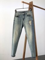 Chrome Hearts 克罗心 2025Ss早春新品 休闲印花牛仔裤，进口水洗弹力面料，上身舒适透气有弹力，客供五金辅料装饰，经典马蹄轮廓印花标识，档次极高