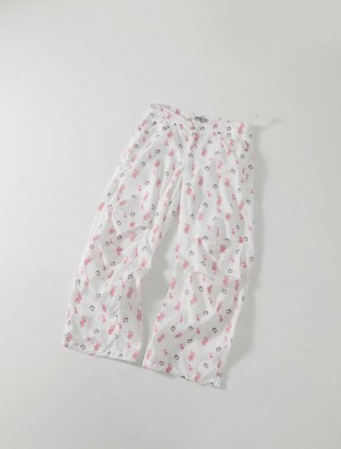 顶级版本批 Open Yy联名Jennie同款Holle Kitty 凯蒂猫碎花印花工装裤伞兵裤 甜酷辣妹福音款！超可爱！Jennie同款上身宽松版型 ！一裤两