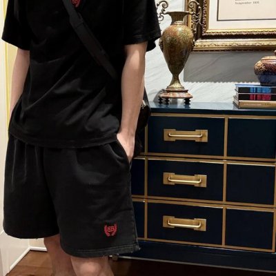 8333水洗黑# Balenciaga 最高版本，Red Laurel Classic运动短裤。 100%全棉毛巾底大卫衣环保黑面料，420克紧密纺，酵磨水洗工