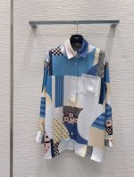 fend* 2025Ss新款套装 面料丝滑光洁！经典又有型 各种都能完美驾驭～高级成衣做法，细节美到爆！精美又日常，轻松驾驭！质感棒棒哒！！减龄 时尚 休闲少女