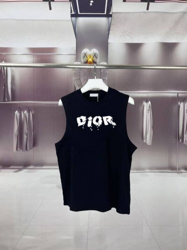 dior*迪奥 2025夏季Cd迪奥断裂碎石字母Logo图案印花 坎肩汗背心 运动健身 简约风 走秀款 圆领无袖T恤衫 宽松版型 男女同款 上身效果很赞 透气