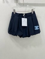 Chan*L中古花苞短裤 定制高腰褶皱 蓬松廓形藏住腿部线条 棉麻面料透出呼吸感 搭配蕾丝上衣或纯色背心 俏皮不失甜美 2色3码Sml B