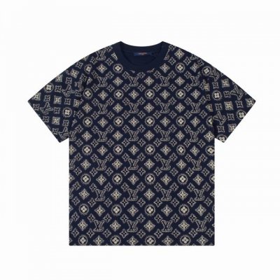 隔天到 Louis Vuitton 路易威登 老花水彩满身印花 Logo标识精致升级 原版面料 官方同款 短袖T恤 同缸染面料 手感非常舒服 春夏最新版本 颜色