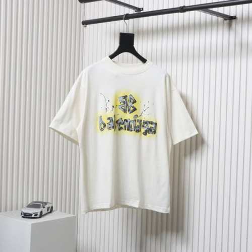 balenciaga 巴黎世家 手绘Bb字母印花圆领T恤定制高克重 针织棉面料精心制作，手感特别的扎实，质感拉满，松软细腻上身舒适，优越的吸湿排汗性能，不闷热！
