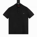 gucci 古驰 25Ss 口袋字母嵌花针织polo短袖 上衣的胸袋缀饰精美的Gucci嵌花 polo领和罗纹滚边令整款设计更具魅力 精细针织工艺让整体上身舒适