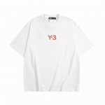 Y3 新款字母印花双层重工短袖T桖 字母图案不管是T桖还是卫衣都是每年的爆款单品 前幅大面积印花采用大康丽数码印花机直喷 成本极高 经过多次的调试打版图案色差还