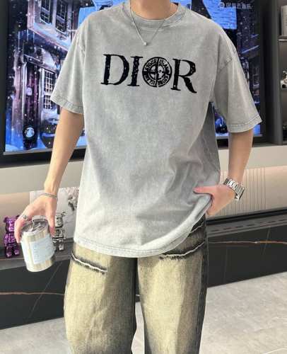 p270 dior 2025春夏新品，优选特定原版开发双股精棉平纹面料，上身挺阔舒适度佳，外穿内搭随意搭配，男女同款夏日必备 尺码M-Xxl