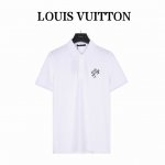 louisvuitton 路易威登 胸前胸针Polo短袖 23夏季渠道限定配色，好多Polo衫都显得老气，而这款却意外的阳光帅气 上身超级洋气有气质，女生也能轻