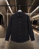 Lv 路易威登爆款来袭 经典Monogram图案全幅植绒长袖衬衫 2025Ss官网新款长袖 衬衫 衬衣，精美植绒Logo 高端版本，专柜定制面料 透气舒适度高，