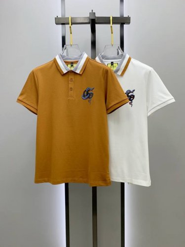 古驰25Ss新款春夏短袖翻领T恤polo，最高版本客供定制高端朱地面料简单时尚款，拼色螺纹超级好看！经典Logo简单大方的款式！满满的高级感，四季可穿。简欧风格