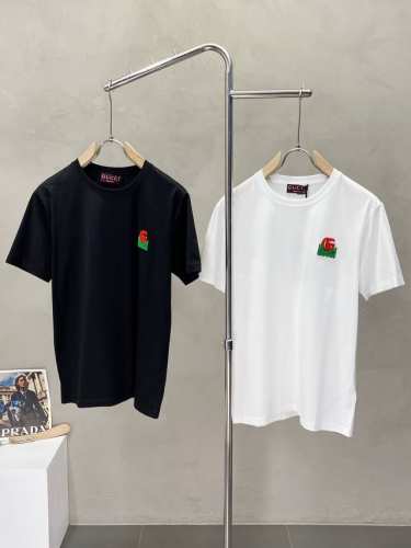 Gucci古驰独家专供新款原单男士休闲短袖 高端定制 高端版本 时尚百搭爆款进口面料 手感超柔软细腻 穿着亲肤舒适 高端精品 代工厂p精细做工 上身非常赞 男士