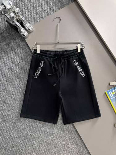 马吉拉 Margiela Mm6 2025新款 轻奢主义 后开袋高密度刺绣Logo 男女日常通勤 穿搭必备 休闲短裤 定制毛圈面料 进口机刺绣工艺 腰标吊牌洗水