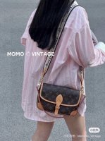 lv法棍邮差包 Louis Vuitton 路易威登 Lv Ss 复古马鞍邮差包 肩带 高版本 专柜预定款斜挎包，由Monogram与Monogram Reve