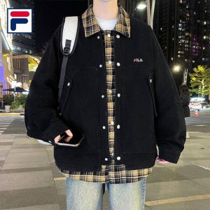 上新 P210 【Fila斐乐 2025春秋款假两件拼色刺绣户外机能风都市休闲茄克外套】 ◆全网爆火的爆款 今年春秋必入的款 上身也太好看了 Yyds ！ 立体