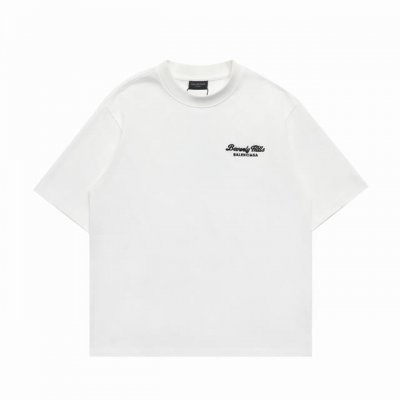 顶级复刻版本 Balenciaga 巴黎世家经典小标刺绣圆领短袖T恤 面料: 280G重磅纯棉，随意对比 进口万针刺绣 细节饱满 全套新款巴黎世家辅料 男女同款