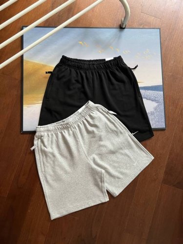 nike美式复古运动短裤！ Nikelab Solo Swoosh 重磅法式毛圈刺绣运动休闲短裤 ！ 货号：Dx0818-010-063 重磅面料，份量很足，4