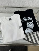 Stussy 斯图西 25Ss 经典基础骰子印花情侣短袖T恤 小红书热门爆款 明星网红同款穿搭 男女日常通勤穿搭必备单品 高品质260克高克重双纱面料 亲肤透气