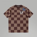 供 高品质 Lv 路易 Ss24春夏新款菲董发布会超重工施华洛世奇水钻刺绣品牌Logo字母半袖毛织，订制超闪八爪钻 简约大气经典，精梳棉质纱线针织纺棉布面料制作