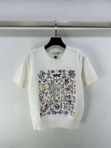 dio*上新细节 25 夏季新款针织花卉刺绣短袖 重工刺绣花卉图案工艺 后背经典刺绣小蜜蜂 高级时髦 上身气质百搭 1色3码Sml