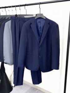 新品 H 马家男士高端商务羊毛西服套装 专属收纳袋装 贸易公司渠道臻品，高奢顶尖品鉴货，25年F W春夏官方新品，年度殿堂级Top产物！！ 极为奢华的一款白金级
