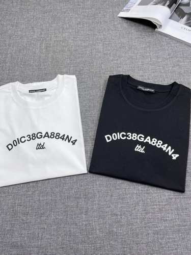dg 杜嘉班纳 2025春夏新品 圆领休闲丝光棉短袖T恤，选用高品质韩国进口棉打造，同色系多种材质拼接和谐 原厂出品，高品质出货，车工走线整体，大货0残率，无线
