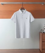 蒙口翻领短袖T恤春夏新款延续经典 商务休闲翻领polo恤.经典合体的版型，面料舒适，亲肤肤，透气好，平时通勤休闲都很实穿的一款 全品相订单 喜欢他家的设计，强烈