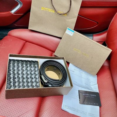 疫Q下的牺牲品，代工皮革厂倒闭了，老板跟着小姨子跑了，掌柜清货放浮力啦# Bv宝碟男士真皮编织皮带钱夹两件套礼盒 价值连城，T宝代狗钱包皮带一套7820 p+，